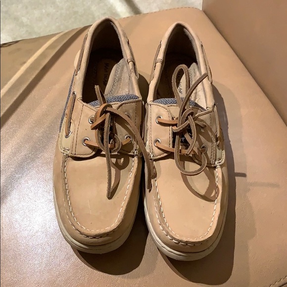 Shoes - Maui Island Women Boat Shoes!